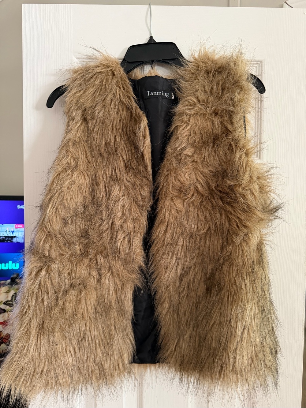 Y2K Faux Fur Vest in Light Brown with pockets